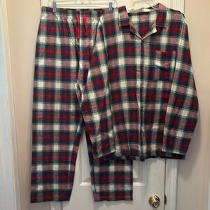 NWOT Primark Red and Green Flannel Pajama Set